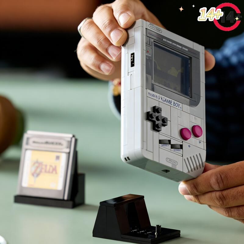 متوفر 421 قطعة من مكعبات بناء  - مراجعة Retro Gaming Lego وسعره